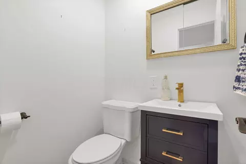 Bath - 6751 Feder Rd, Galloway, OH 43119 photo 1 of 7