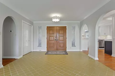 Entry Way - 6751 Feder Rd, Galloway, OH 43119 photo 3 of 6
