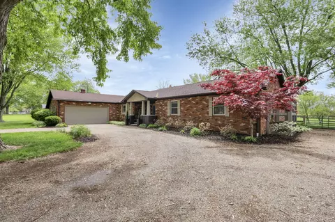 Exterior - 6751 Feder Rd, Galloway, OH 43119 photo 6 of 16