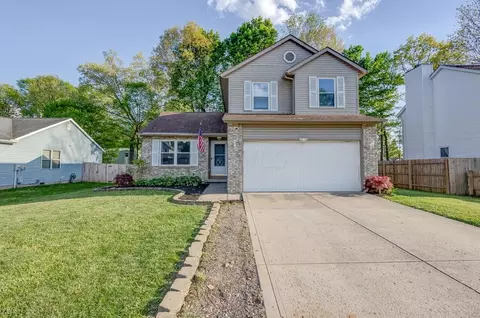 219 Bent Tree Ln, Pataskala, OH 43062
