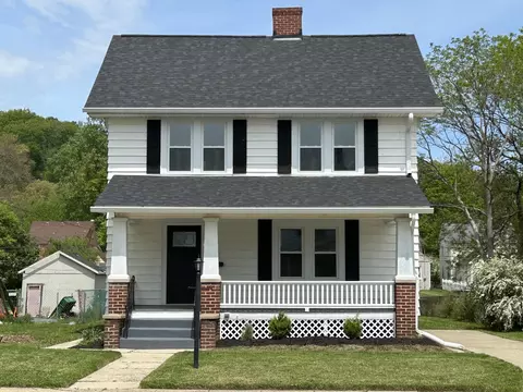 537 E 6th Ave, Lancaster, OH 43130