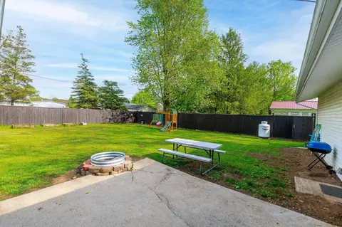 678 Cretcher Ave, De Graff, OH 43318 photo 8