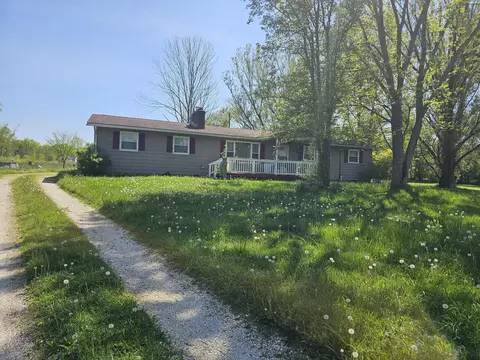 7486 Spencer Lake Rd, Medina, OH 44256