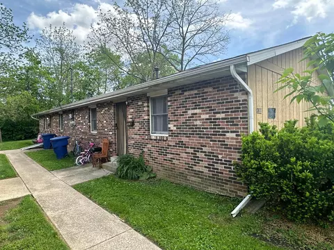 133 S Washington St, Delaware, OH 43015