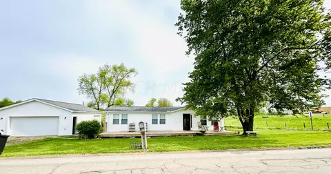 6361 Ridge Rd, Fredericktown, OH 43019
