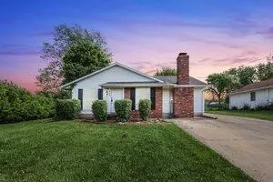 254 Washington Ave, London, OH 43140