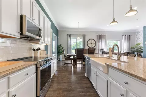 Kitchen - 623 Brindle Rd, Ostrander, OH 43061 photo 2 of 5