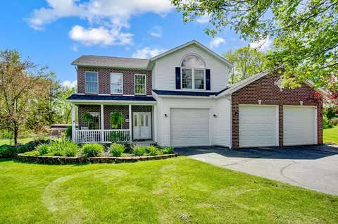 190 Conn Dr, Newark, OH 43055