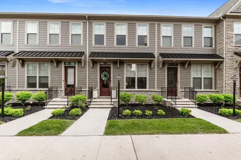 926 Pullman Pl #32, Columbus, OH 43212
