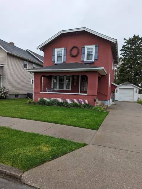 35 S 22nd St, Newark, OH 43055