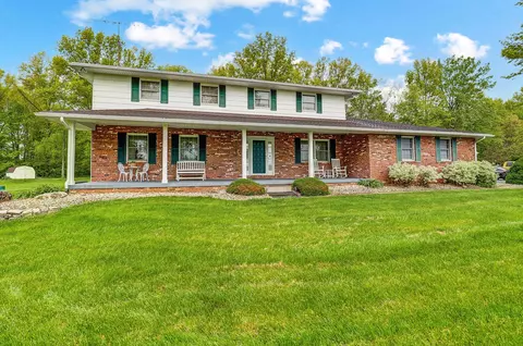 Exterior - 1807 E River Rd, Marion, OH 43302 photo 3 of 13