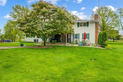Exterior - 1807 E River Rd, Marion, OH 43302 photo 6 of 13
