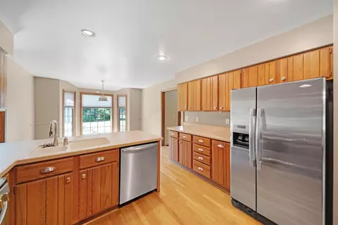 Kitchen - 511 Northfield Dr, Circleville, OH 43113 photo 2 of 4