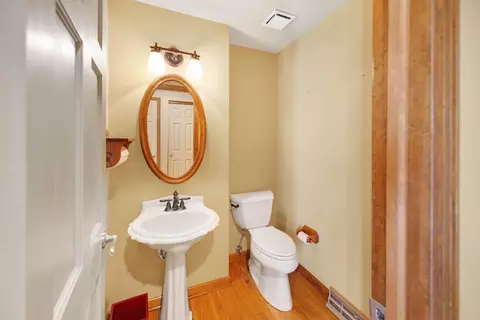 Bath - 511 Northfield Dr, Circleville, OH 43113 photo 1 of 6