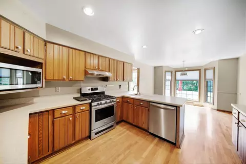 Kitchen - 511 Northfield Dr, Circleville, OH 43113 photo 1 of 4
