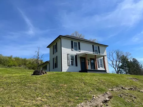 7255 Bagley Rd, Mount Perry, OH 43760