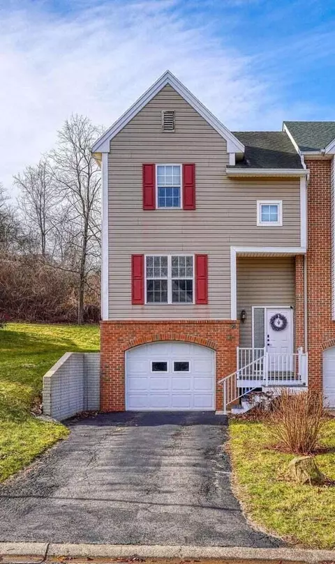 20 Westfield Pl, Athens, OH 45701