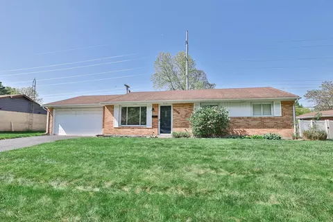 1004 Terracewood Dr, Englewood, OH 45322
