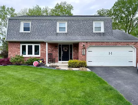 808 Savoie Ave, Bowling Green, OH 43402
