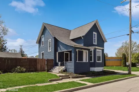 117 E Lucas St, Bucyrus, OH 44820