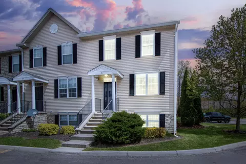 84 Preswicke Ml, Blacklick, OH 43004