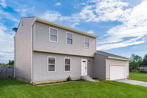 2066 Poplar St, Obetz, OH 43207