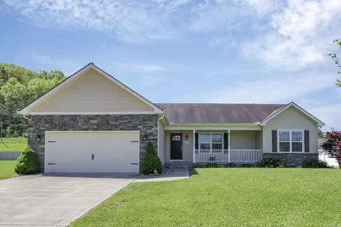 32321 Redbud Ln, Logan, OH 43138