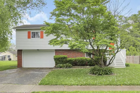 37 Dorsey Mill Rd E, Heath, OH 43056