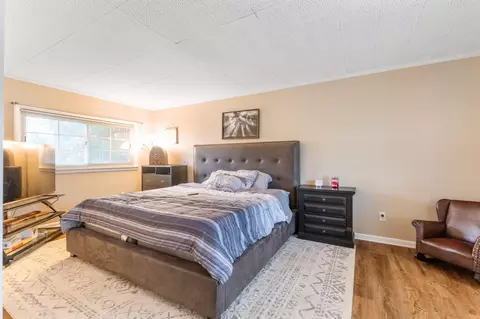Bedroom - 835 Dartmouth Dr, Circleville, OH 43113 photo 2 of 9