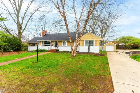 835 Dartmouth Dr, Circleville, OH 43113