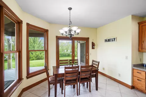 Dining - 7405 Long Pond Rd, Cable, OH 43009 photo 2 of 4
