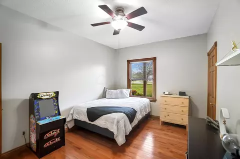 Bedroom - 7405 Long Pond Rd, Cable, OH 43009 photo 8 of 13