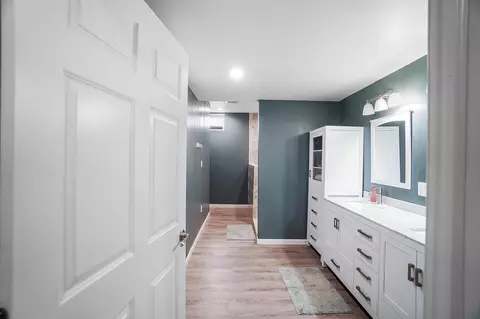 Entry Way - 7405 Long Pond Rd, Cable, OH 43009 photo 4 of 4