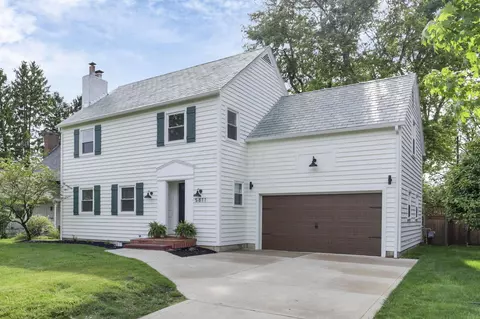 5811 Pioneers Ct, Worthington, OH 43085