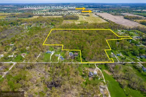 3773 Dixon Rd SW, Pataskala, OH 43062