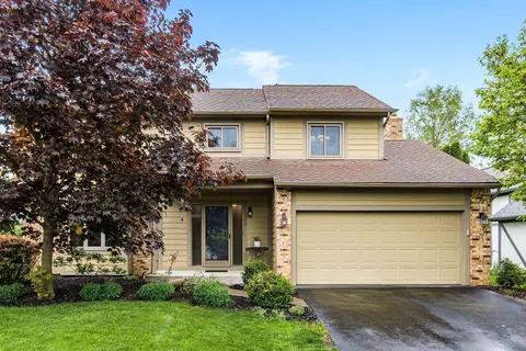 1302 Cross Country Dr, Columbus, OH 43235