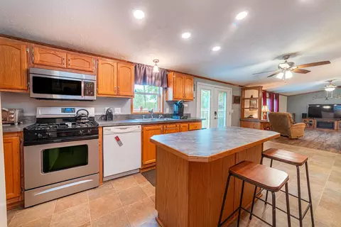337 E High St, Fulton, OH 43321 photo 10