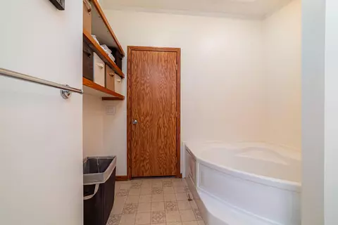337 E High St, Fulton, OH 43321 photo 17
