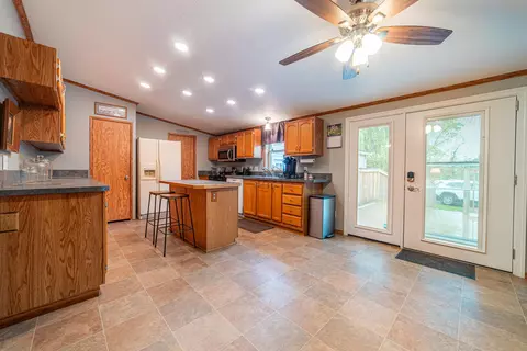 337 E High St, Fulton, OH 43321 photo 6