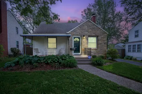 3028 Oaklawn St, Columbus, OH 43224