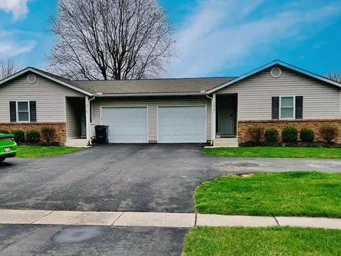 3413 Demorest Rd #3415, Grove City, OH 43123