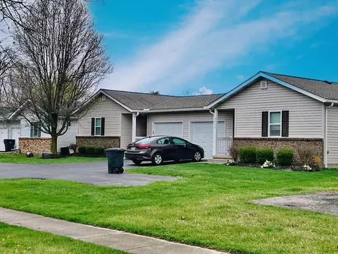 3455 Demorest Rd #3457, Grove City, OH 43123