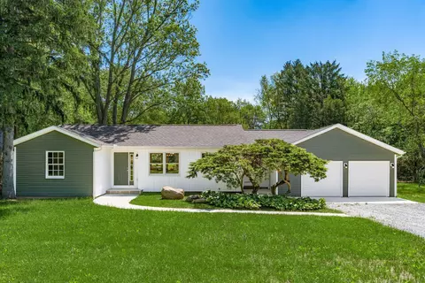 7195 Lancaster Rd SW, Hebron, OH 43025