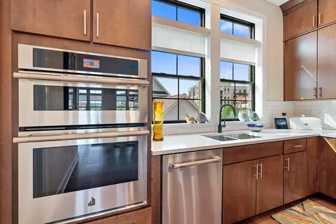 972 Pullman Pl, Columbus, OH 43212 photo 7