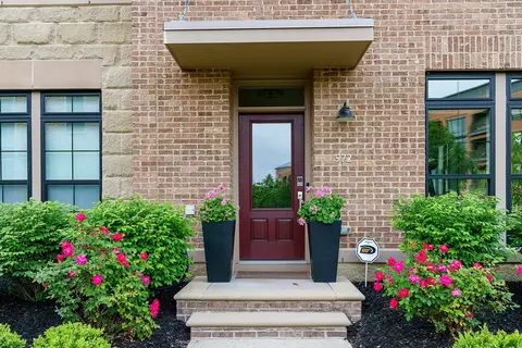 972 Pullman Pl, Columbus, OH 43212