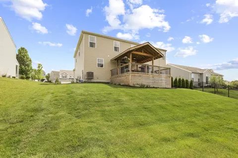 Exterior - 652 Green Forest Pl, Lithopolis, OH 43136 photo 8 of 10