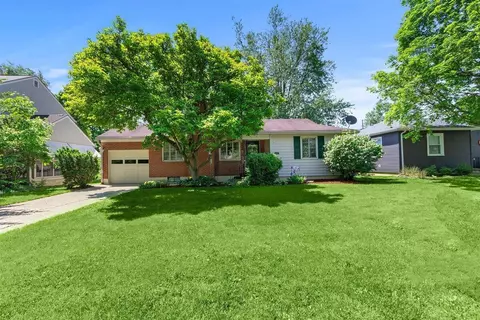 305 N Broadmoor Blvd, Springfield, OH 45504