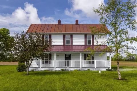 8495 State Route 207, Clarksburg, OH 43115