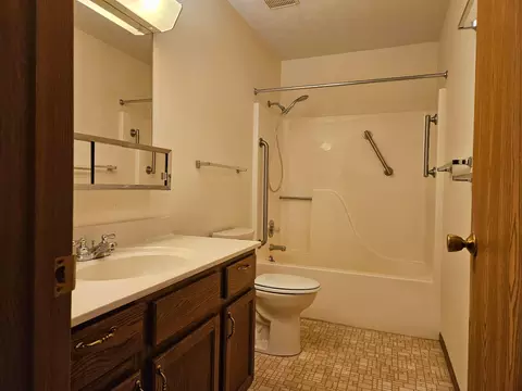 1146 Lindsey Rd, Springfield, OH 45503 photo 9