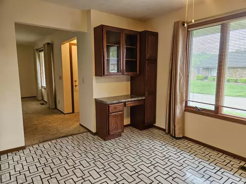 1146 Lindsey Rd, Springfield, OH 45503 photo 5